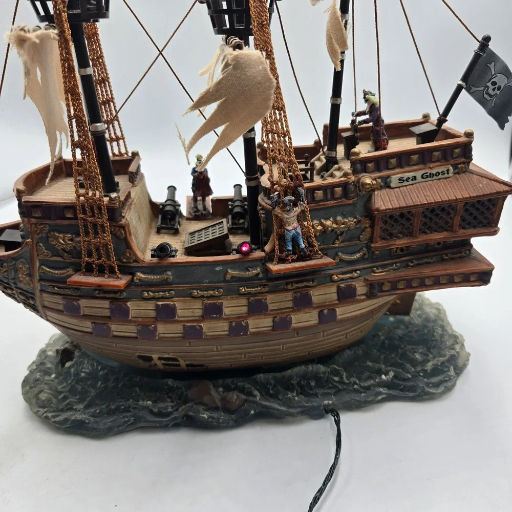 Vtg Lemax Spooky Town Lighted GHOST GALLEON Ship Halloween Village Rare Working